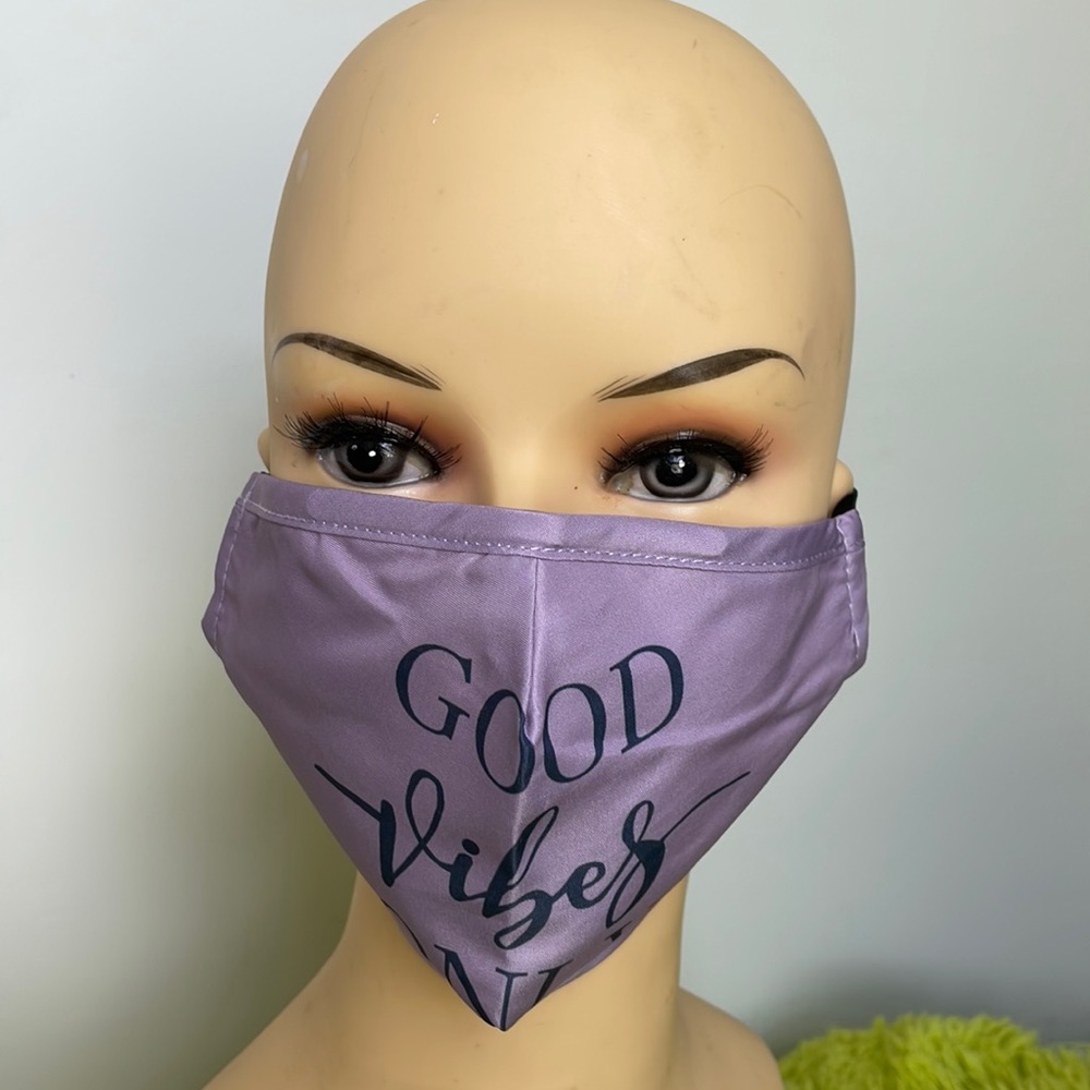 Time and Tru Face Mask & Matching Hair Tie Set